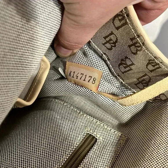 Vintage Dooney & Bourke Buckle Satchel Tote Bag Purse DB Signature Leather Trim - Picture 15 of 16